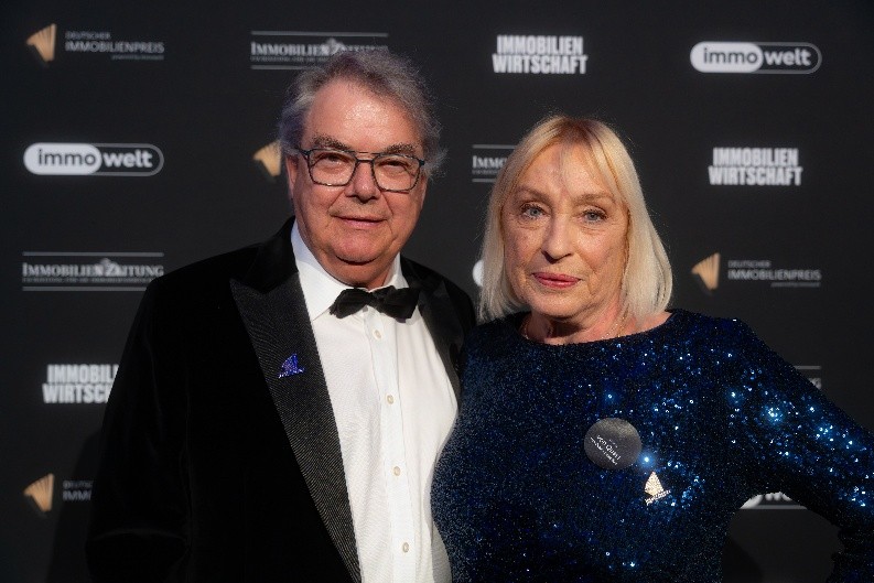 von Quast Immobilien sind Top-3-Finalisten beim Deutschen Immobilienpreis 2026 von Quast Immobilien sind Top-3-Finalisten beim Deutschen Immobilienpreis 2026